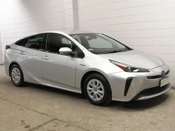 Toyota Prius 2020 photo 2