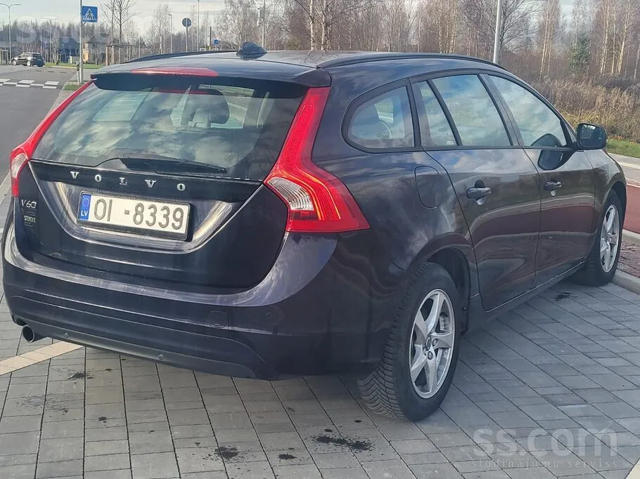 Volvo V60 2018 photo 4