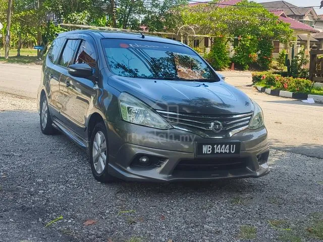 Nissan Grand Livina