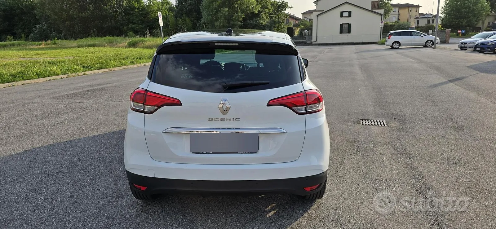 Renault Scenic 2017 photo 3