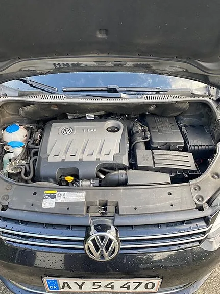 Volkswagen Touran 2015 photo 4