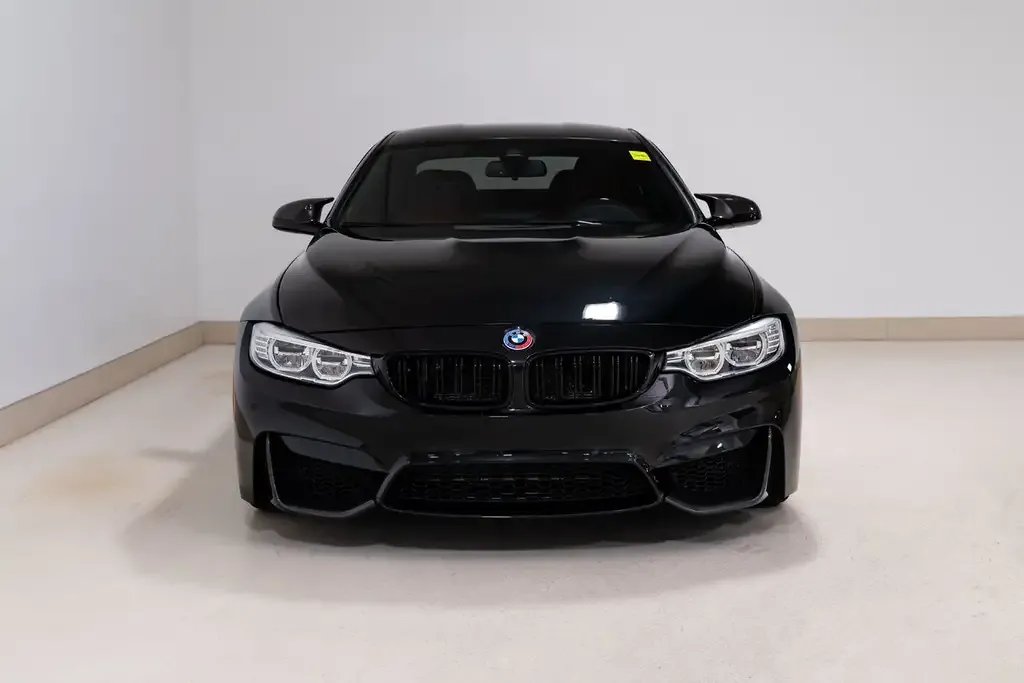BMW M4 2015 photo 2