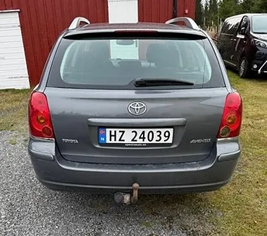 Toyota Avensis 2004 photo 2