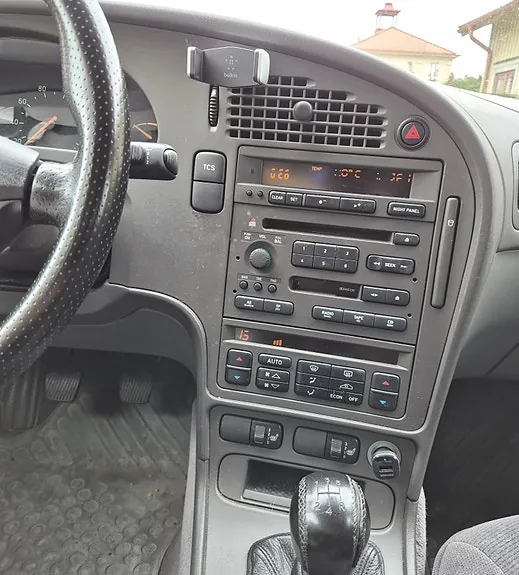 Saab 9-5 2001 photo 2