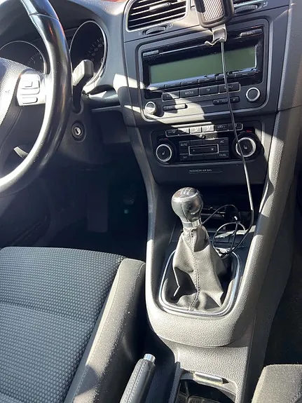 Volkswagen Golf Vi 2011 photo 2