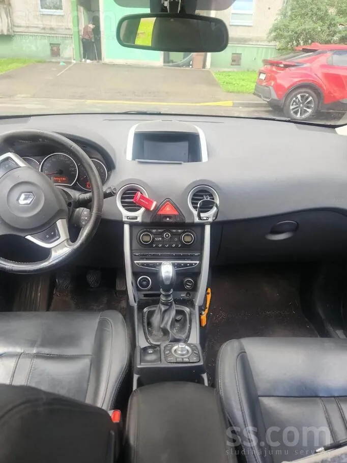 Renault Koleos 2009 photo 4