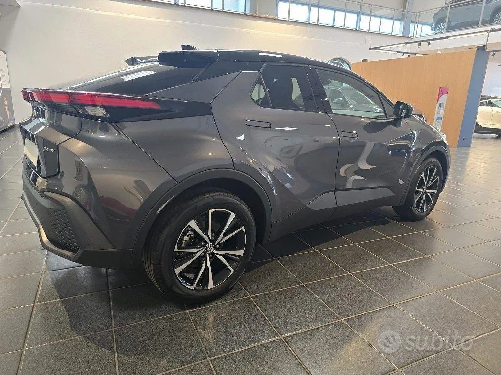 Toyota C-Hr 2026 photo 3