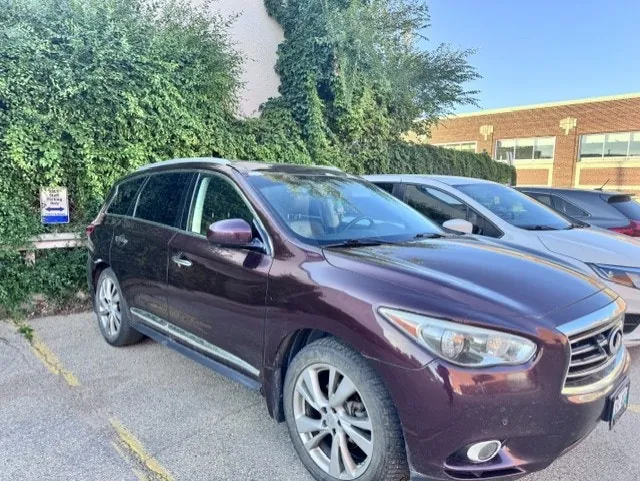 Infiniti Jx35 2013 photo 3
