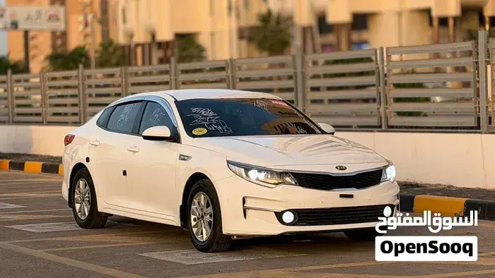 Kia K5 2017 photo 4