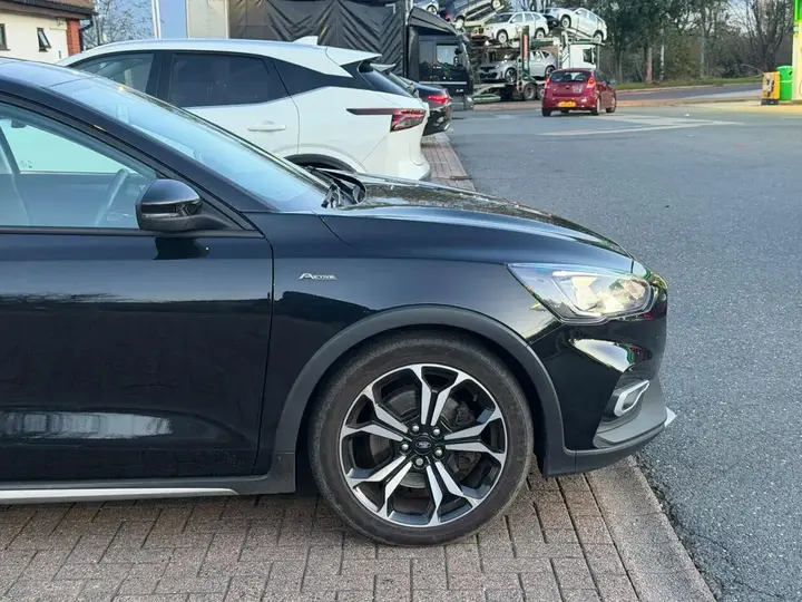 Ford Focus 2020 photo 5