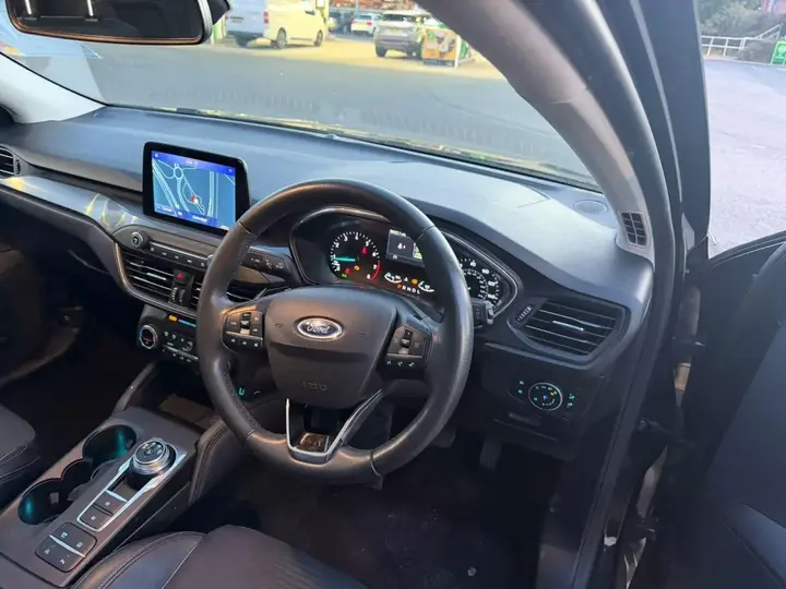 Ford Focus 2020 photo 3
