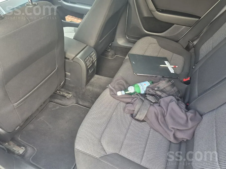 Volkswagen Passat 2012 photo 4
