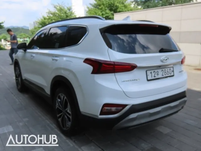 Hyundai Santa Fe 2018 photo 4