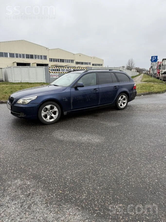 BMW 530 2009 photo 3
