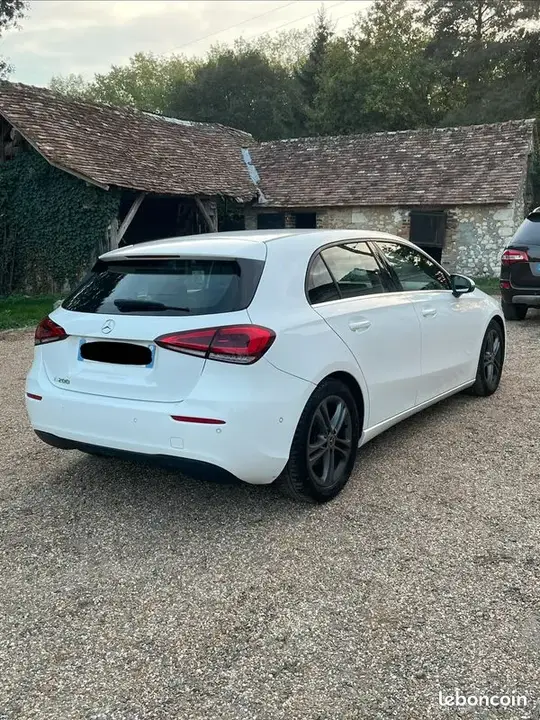 Mercedes-Benz A-Class 2018 photo 5