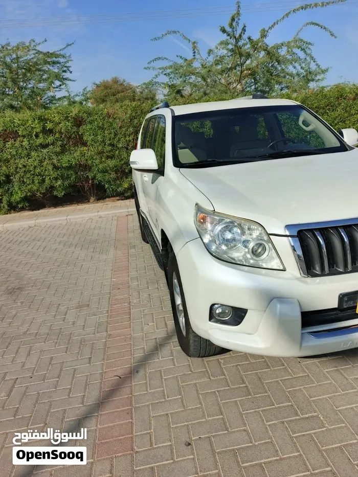 Toyota Prado 2012 photo 3