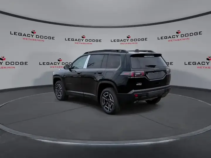 Jeep Cherokee 2026 photo 5