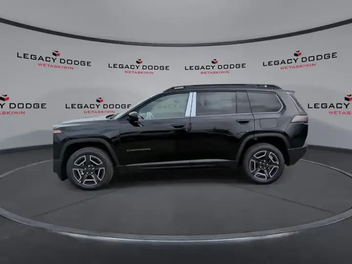 Jeep Cherokee 2026 photo 4