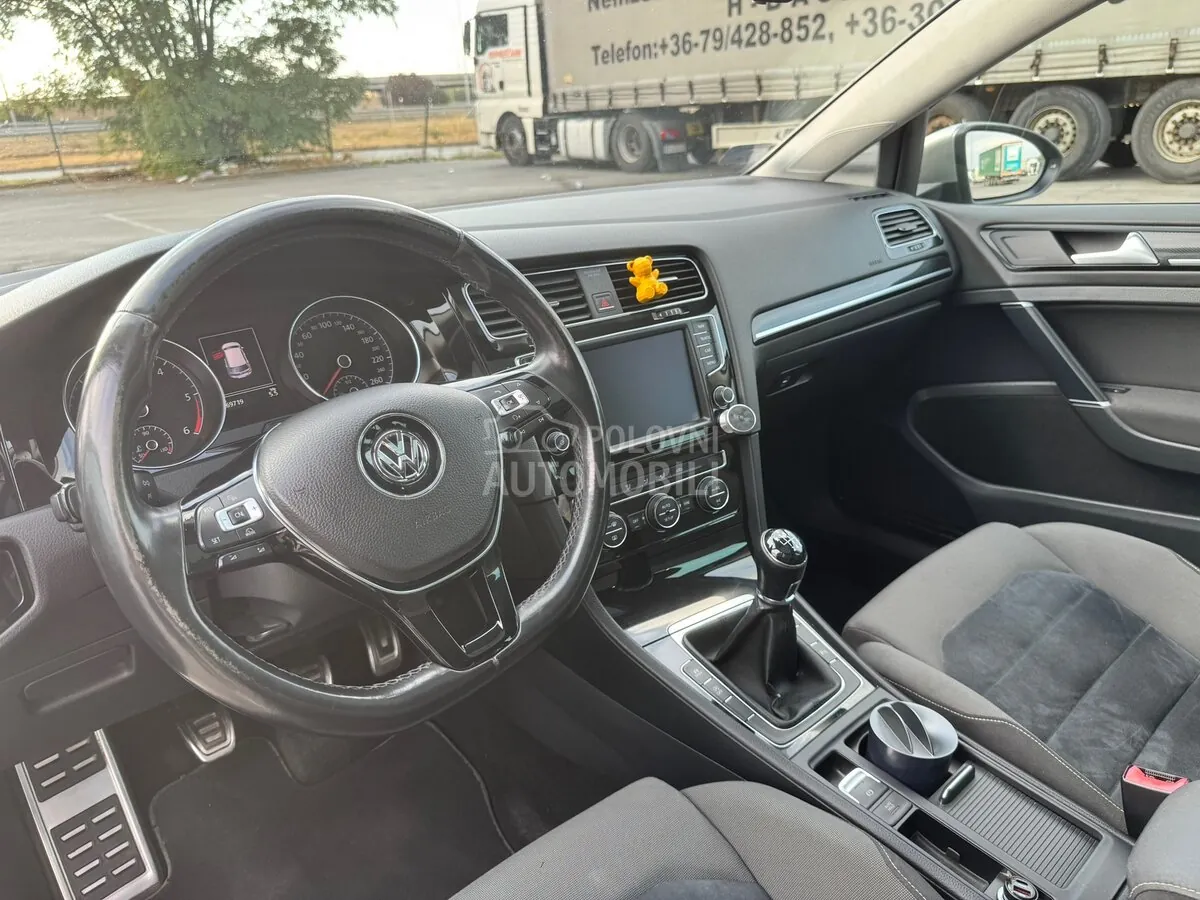 Volkswagen Golf 2013 photo 5