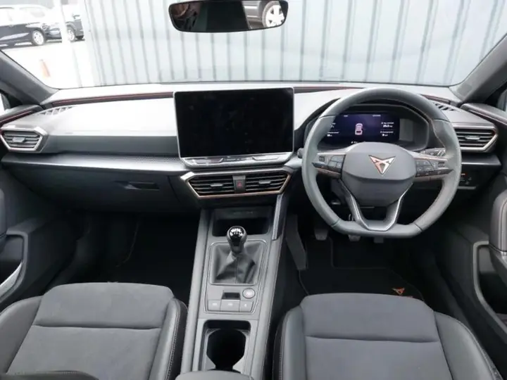 Cupra Leon 2025 photo 3