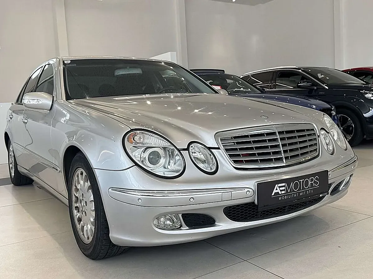 Mercedes-Benz E-Class 2003 photo 4