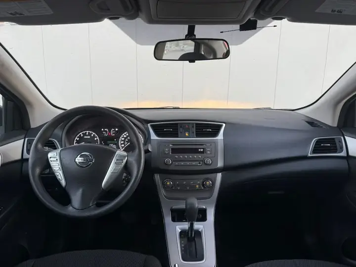 Nissan Sentra 2013 photo 5