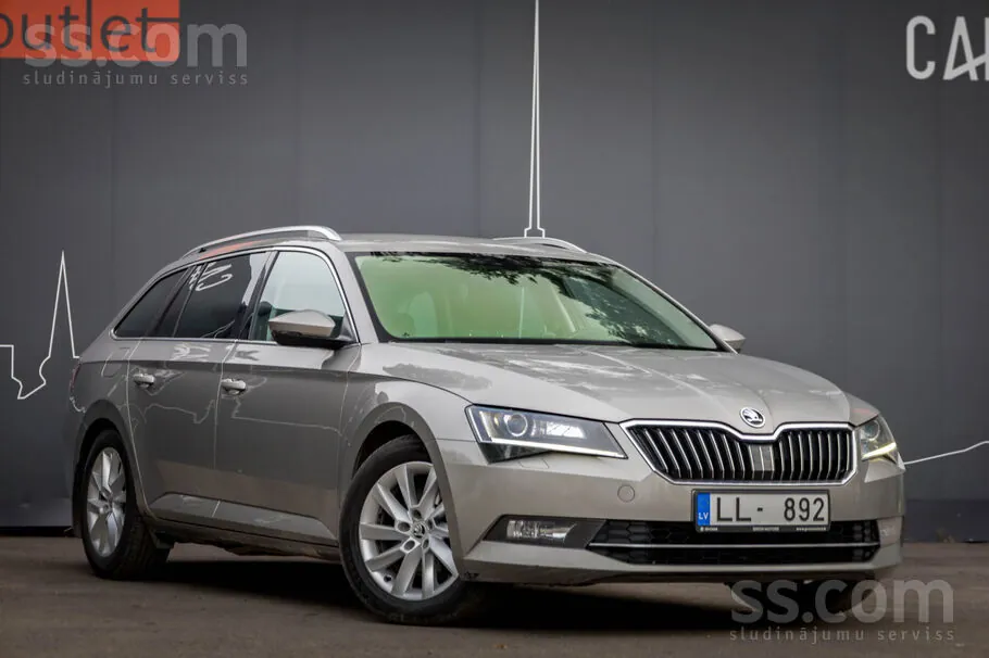 Skoda Superb 2018 photo 3