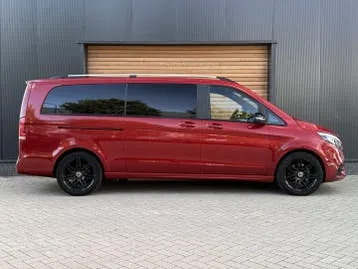 Mercedes-Benz V-Class 2022 photo 2