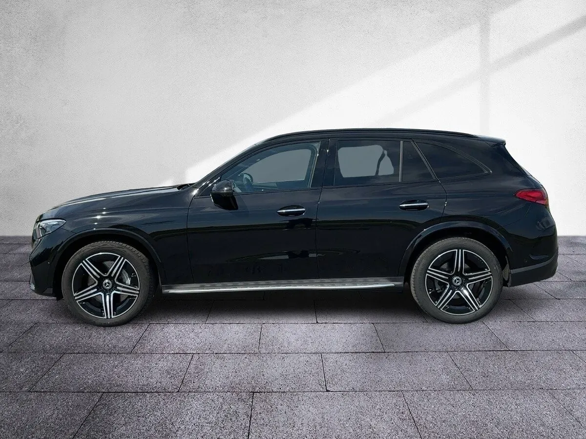 Mercedes-Benz Glc-Class 2026 photo 3