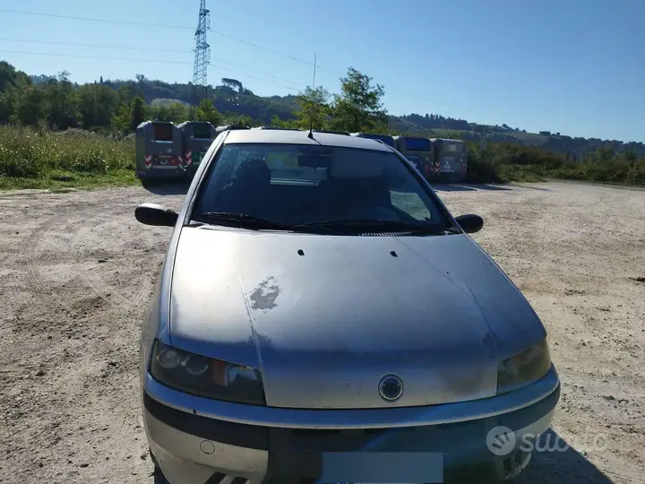 Fiat Punto 2001 photo 4