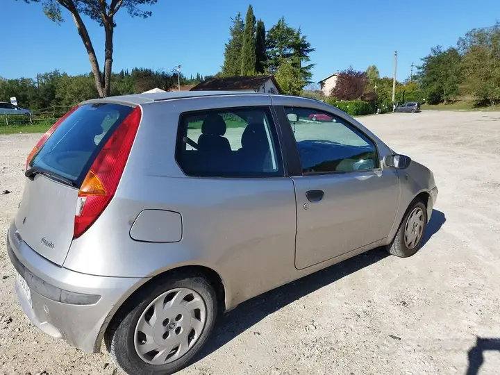 Fiat Punto 2001 photo 3