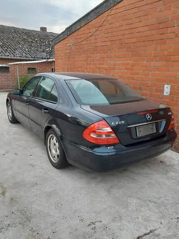 Mercedes-Benz 220 Cdi