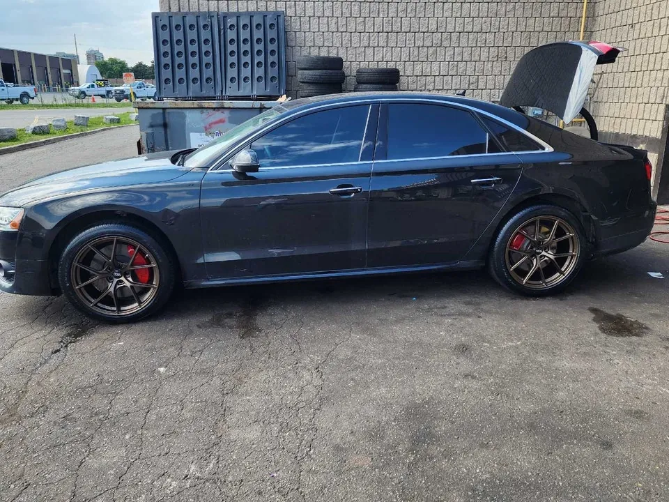 Audi A8