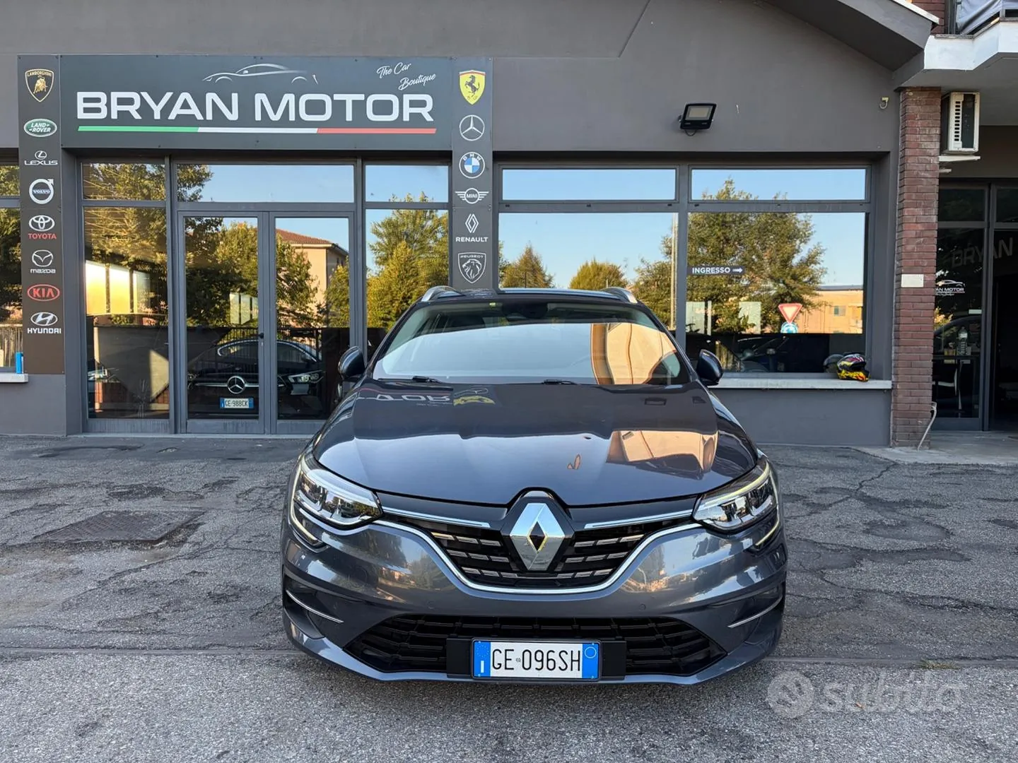 Renault Megane 2021 photo 2