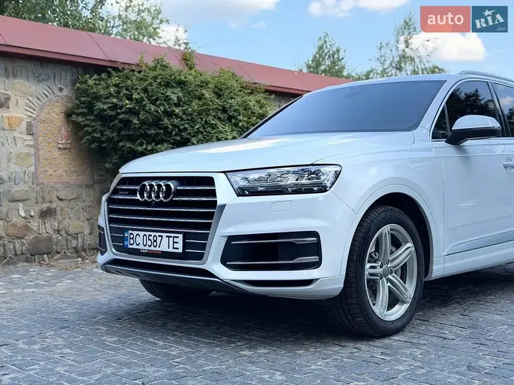 Audi Q7 2018 photo 3
