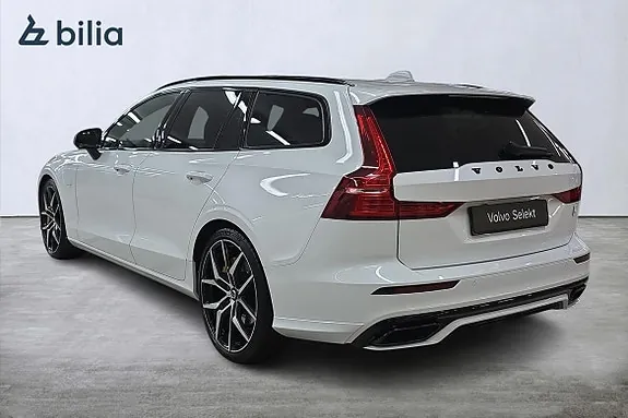 Volvo V60 2022 photo 2