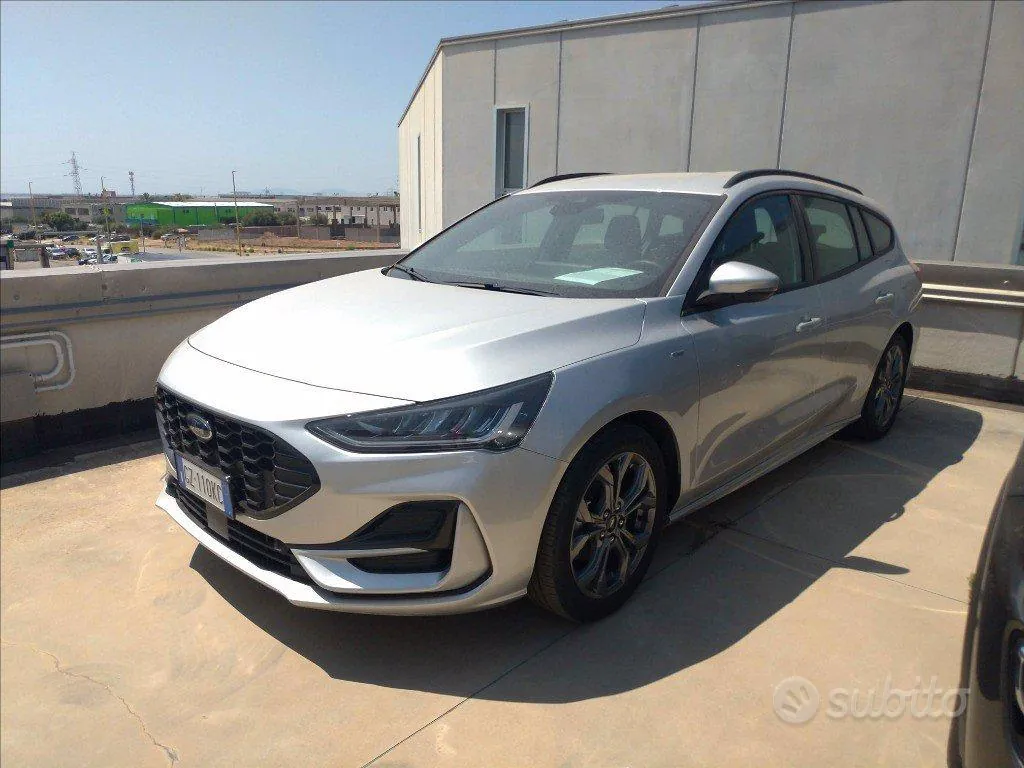 Ford Focus 2025 photo 3