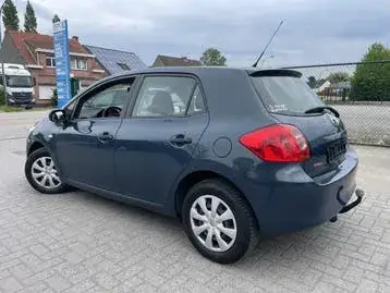 Toyota Auris 2008 photo 3