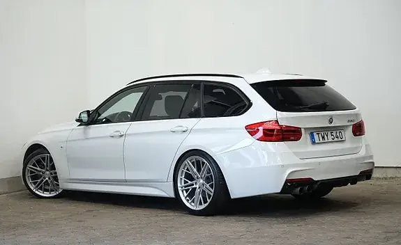 BMW 330I 2018 photo 3