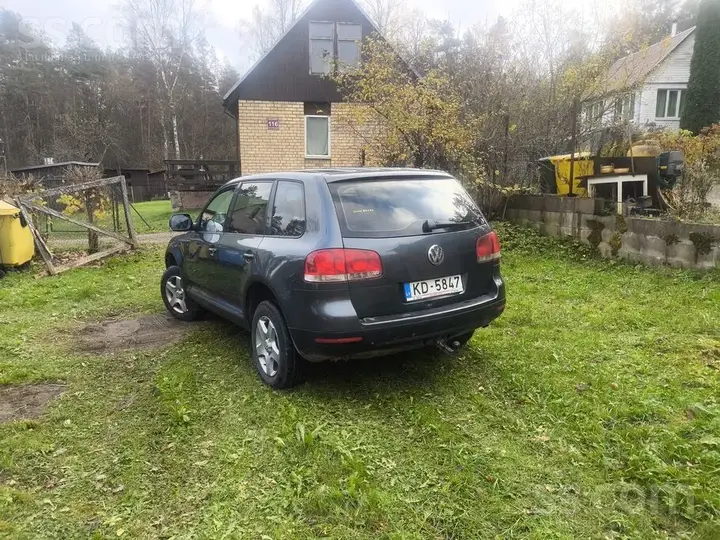 Volkswagen Touareg 2004 photo 3