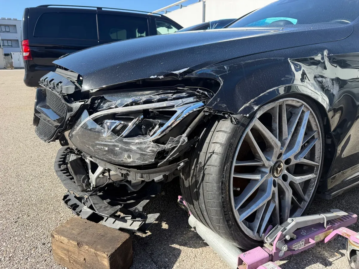 Mercedes-Benz C-Class 2016 photo 3