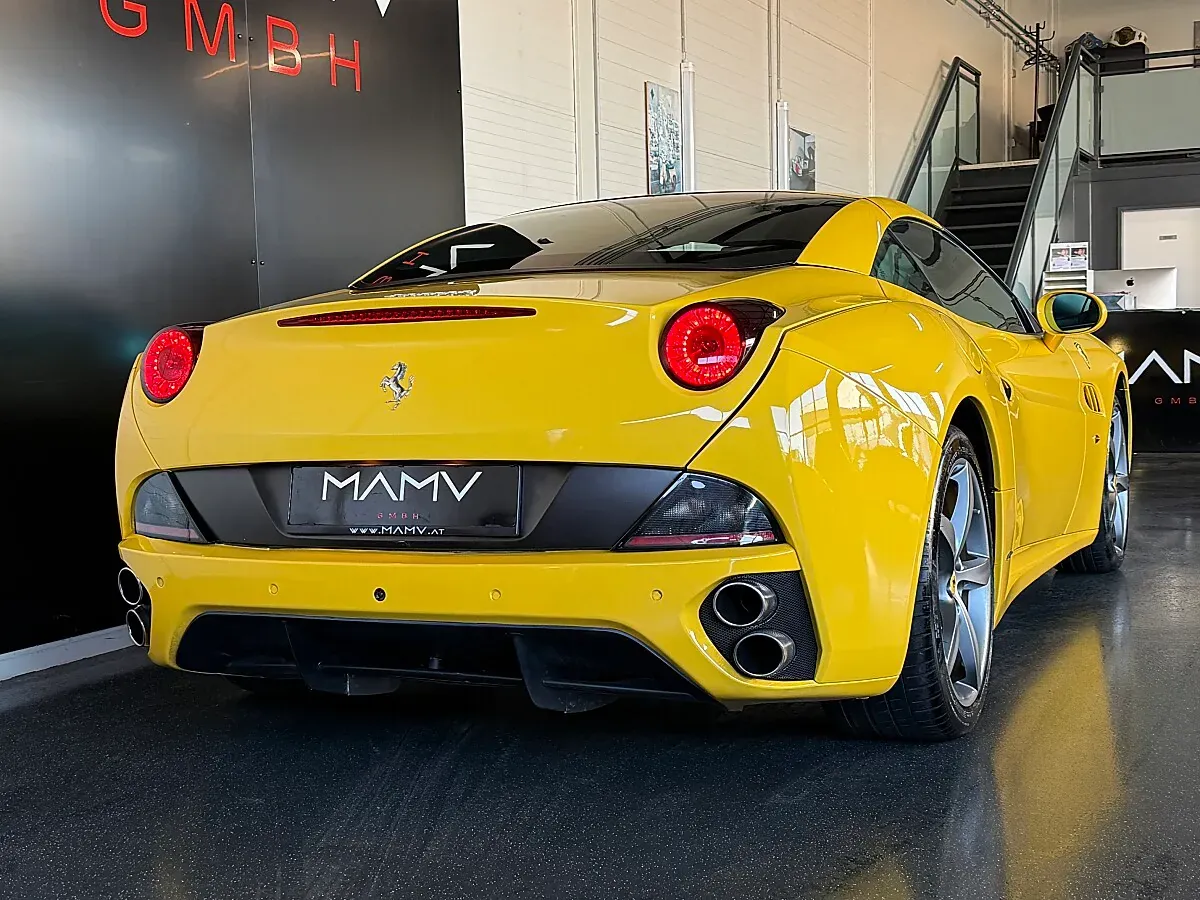 Ferrari California 2011 photo 3