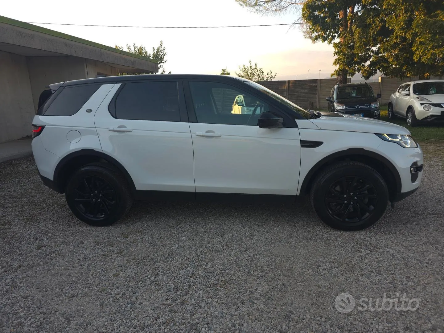 Land Rover Discovery Sport 2019 photo 3