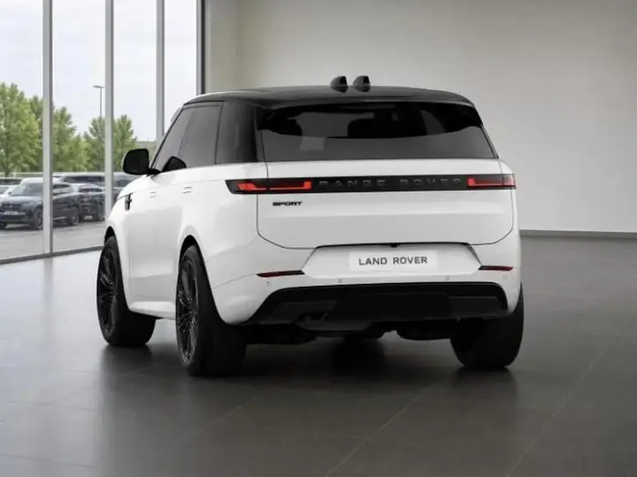 Land Rover Range Rover Sport photo 4