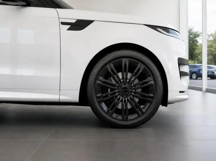 Land Rover Range Rover Sport photo 3