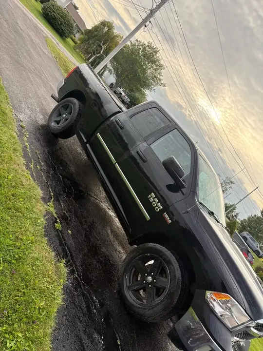 Dodge Ram 1500 2014 photo 3