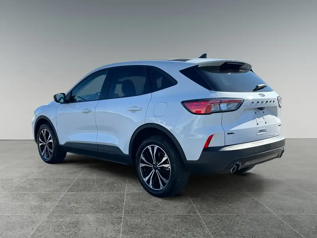 Ford Escape 2022 photo 4