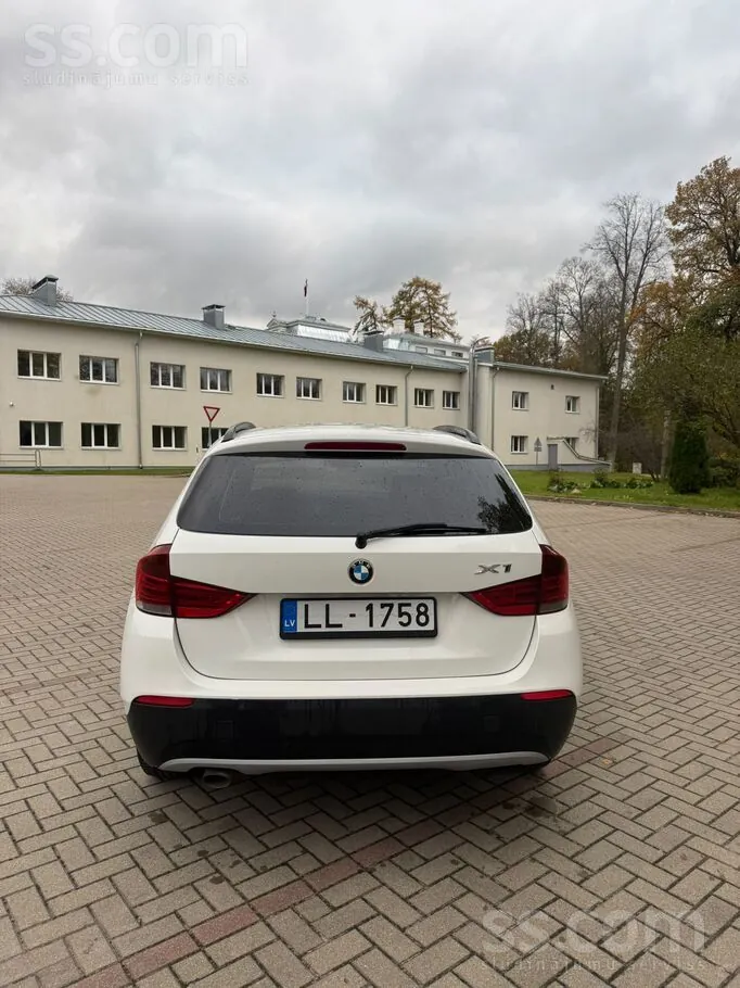 BMW X1 2012 photo 5