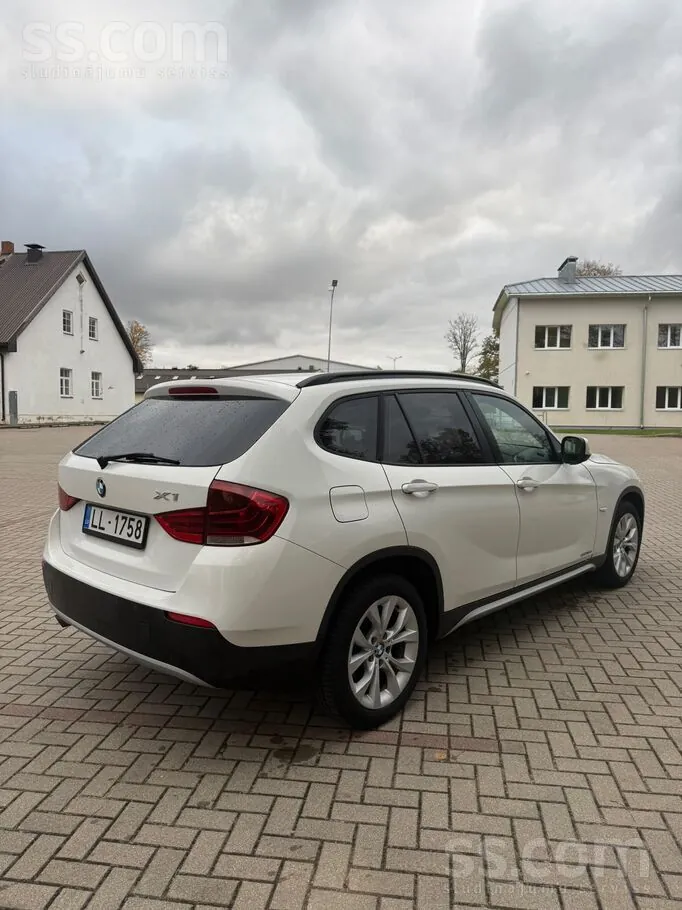 BMW X1 2012 photo 4