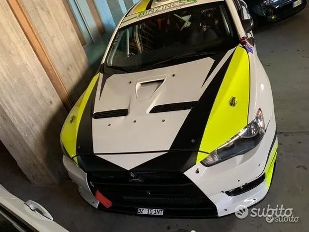 Mitsubishi Lancer Evo X 2010 photo 5